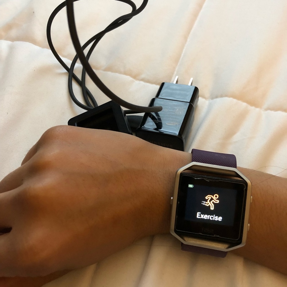 Fitbit blaze smart fitness watch purple/black